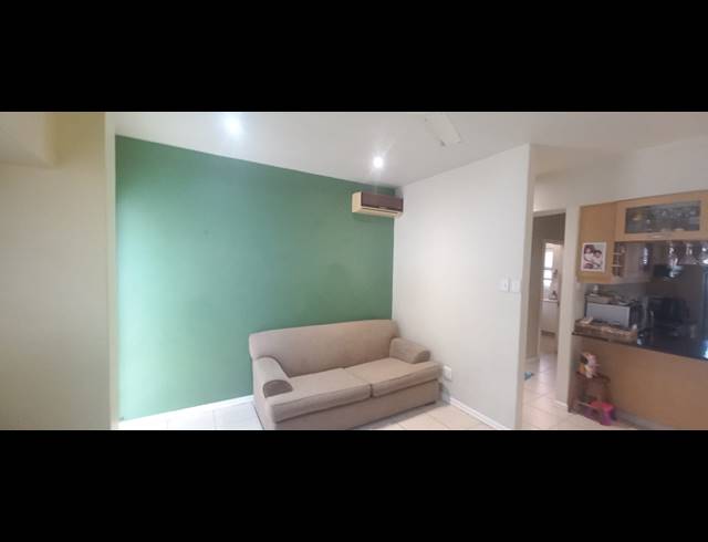2 BEDROOM FLAT FOR SALE IN WINDERMERE